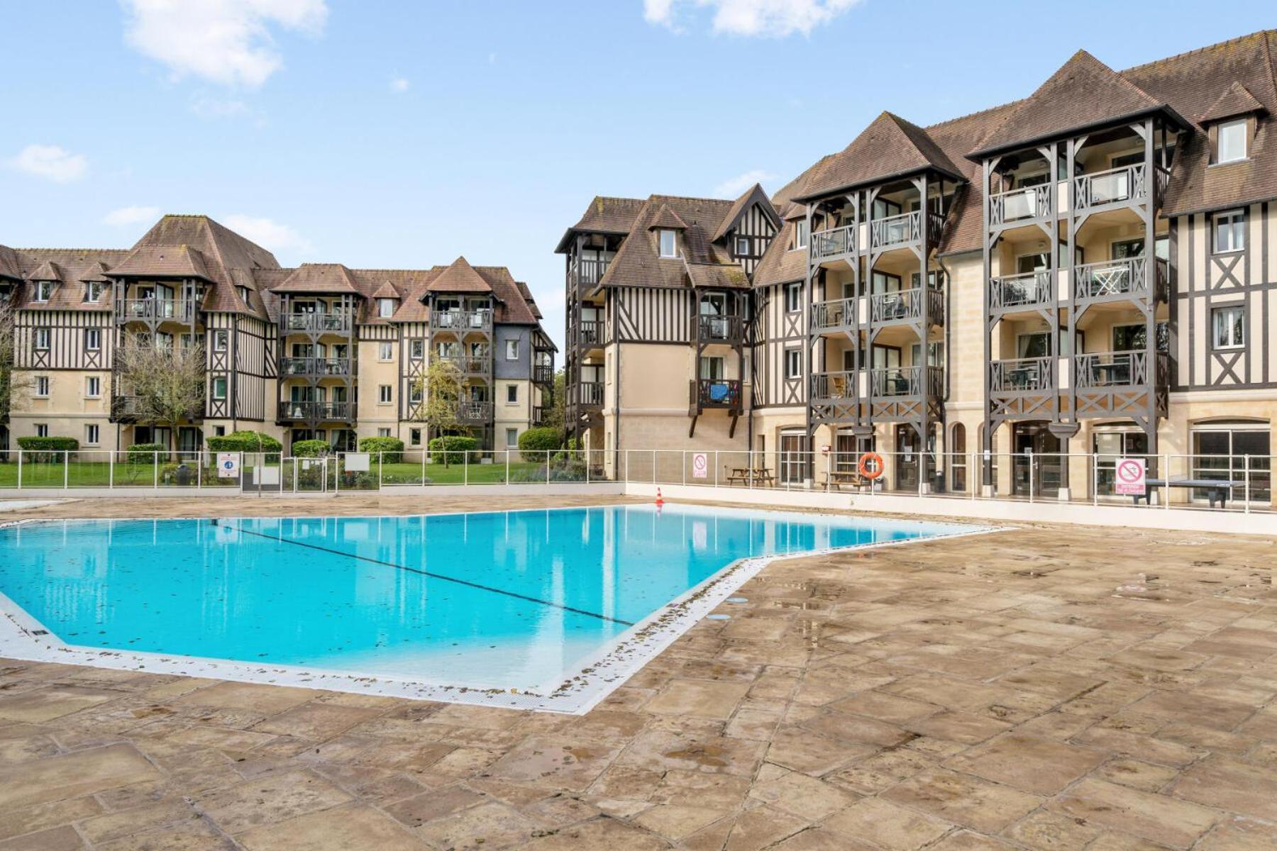 La Residence Du Golf - Maeva Home - Appartement 2 Pieces 4 Personnes - Confort Mae-5444 Deauville Ngoại thất bức ảnh